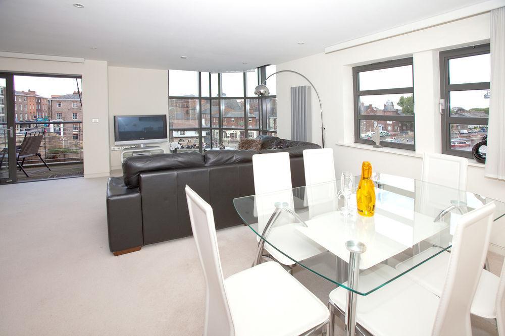 City Apartments - Reubens Court Йорк Экстерьер фото